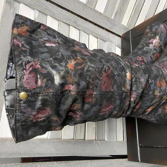 Stylish Floral Slouchy Boots | 6 1/2W - Picture 3 of 8
